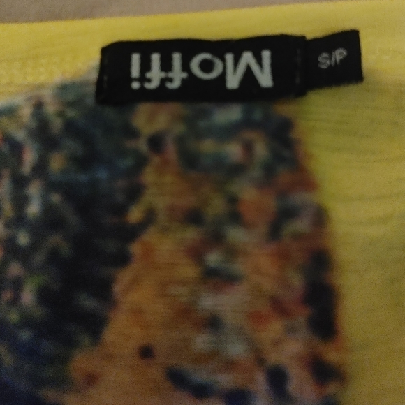 T-shirt chic - Picture 3 of 3